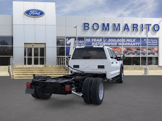 Ford Super Duty F-550 DRW Vehicle Image 08