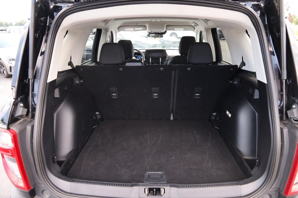 Ford Bronco Sport Vehicle Full-screen Gallery Image 07