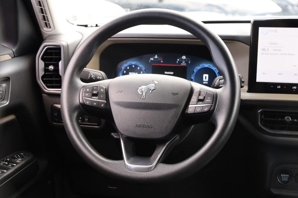 Ford Bronco Sport Vehicle Full-screen Gallery Image 22