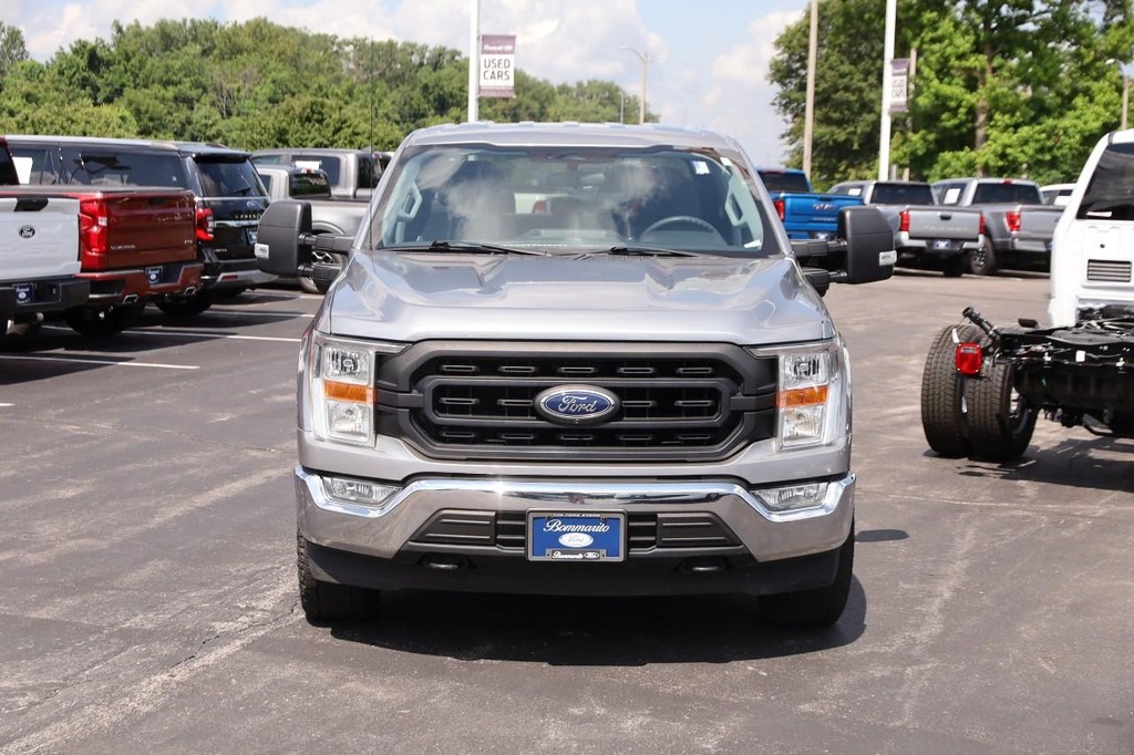 Ford F-150 Vehicle Full-screen Gallery Image 4