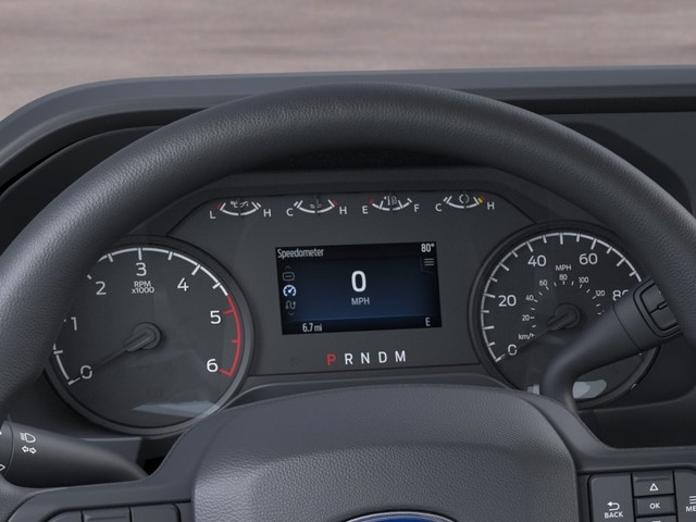 Ford Super Duty F-350 DRW Vehicle Full-screen Gallery Image 13