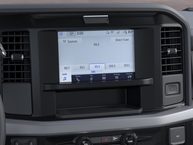 Ford Super Duty F-350 DRW Vehicle Full-screen Gallery Image 14