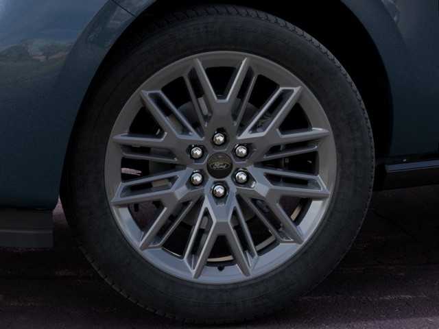 Ford Expedition Max Vehicle Image 19
