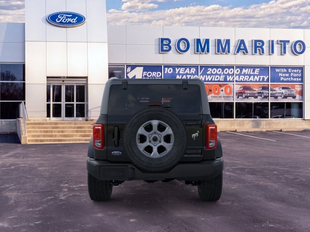 Ford Bronco Vehicle Image 05