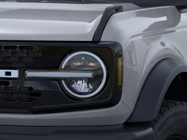 Ford Bronco Vehicle Full-screen Gallery Image 20