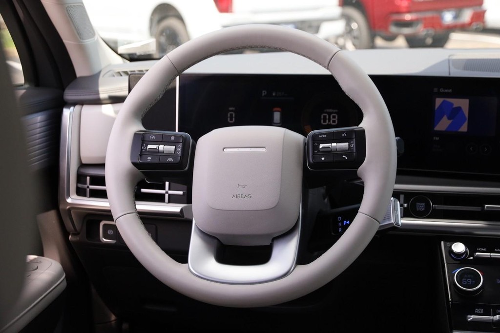 Hyundai Santa Fe Vehicle Image 27