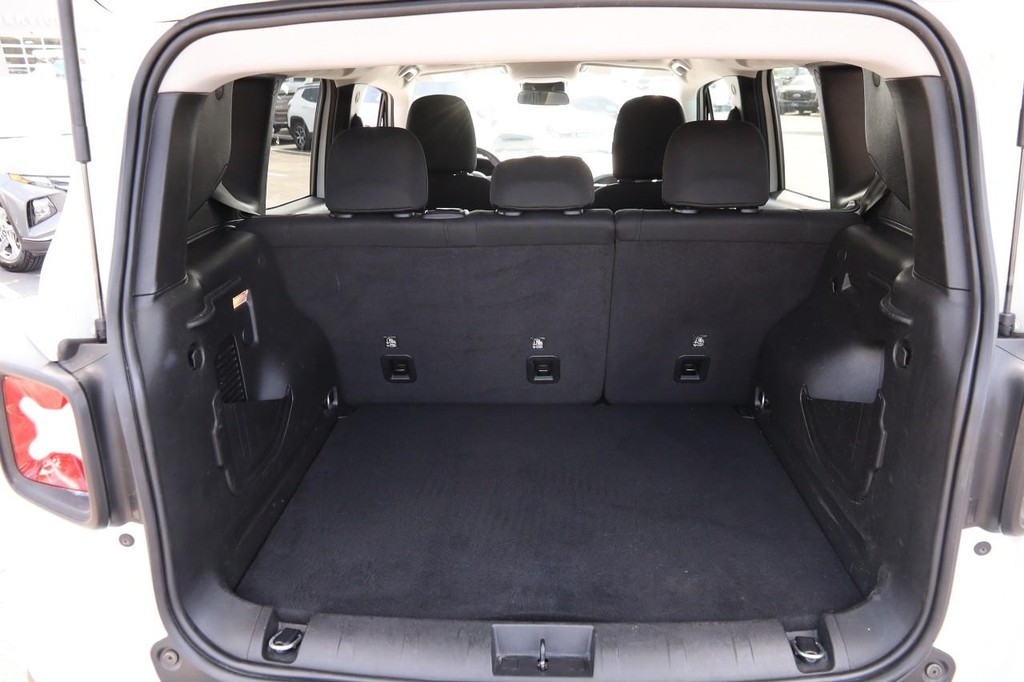 Jeep Renegade Vehicle Image 07