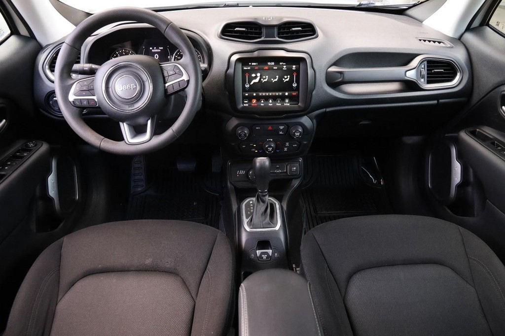 Jeep Renegade Vehicle Image 22