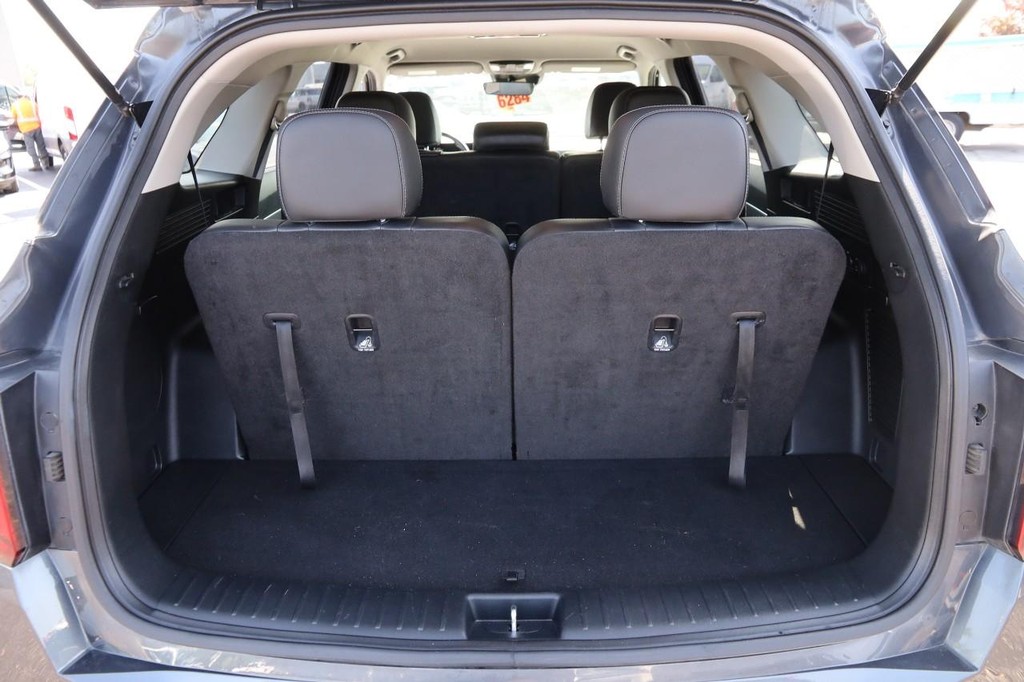 Kia Sorento Vehicle Image 08