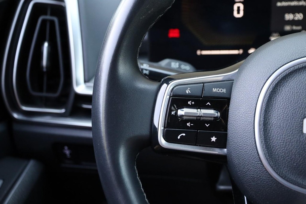 Kia Sorento Vehicle Image 13