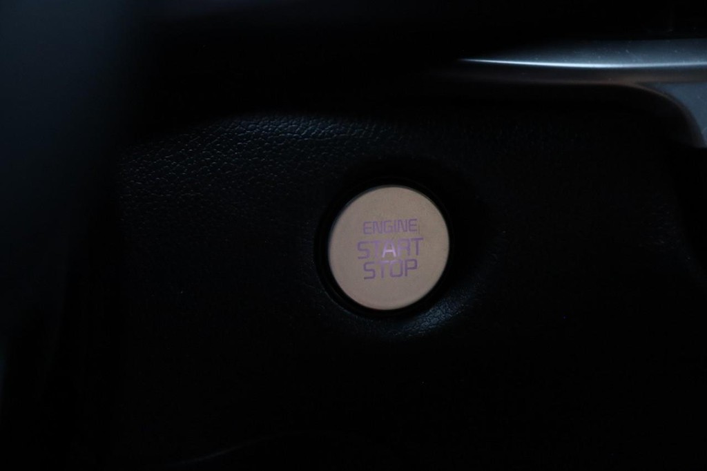 Kia Sorento Vehicle Image 16