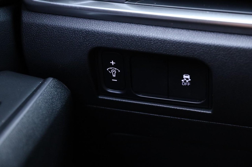 Kia Sorento Vehicle Image 24