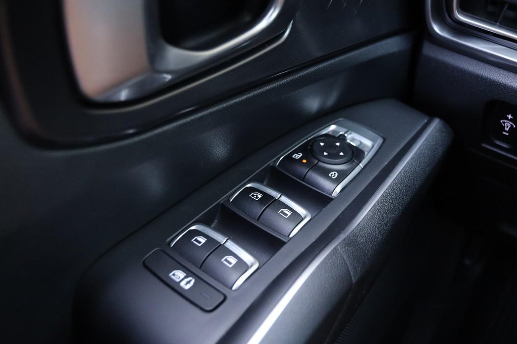 Kia Sorento Vehicle Image 25