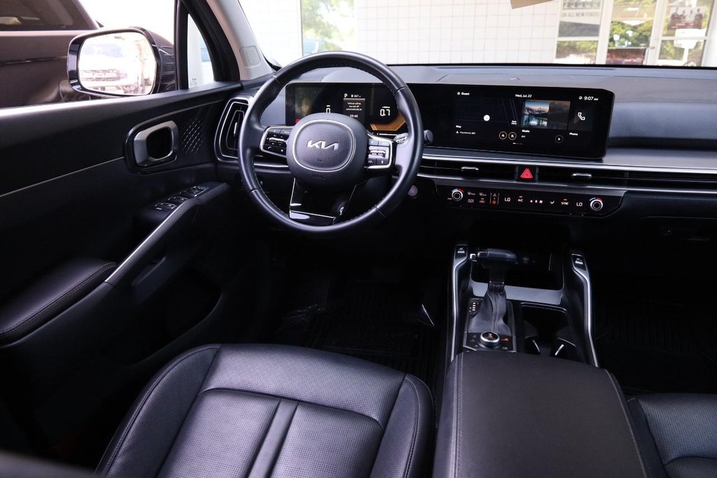 Kia Sorento Vehicle Image 27