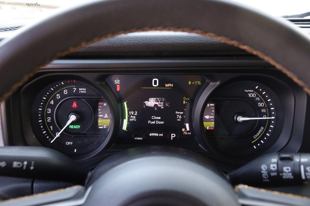 Jeep Wrangler 4xe Vehicle Full-screen Gallery Image 13
