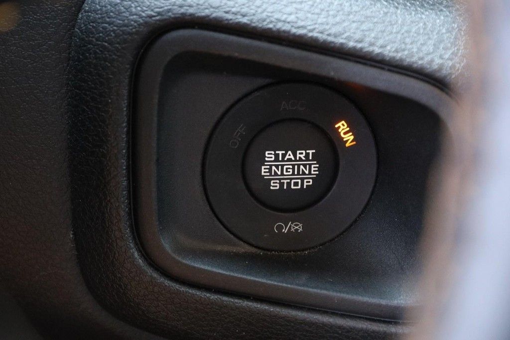 Jeep Wrangler 4xe Vehicle Full-screen Gallery Image 14