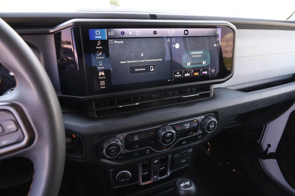 Jeep Wrangler 4xe Vehicle Full-screen Gallery Image 15