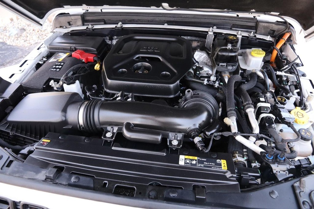 Jeep Wrangler 4xe Vehicle Full-screen Gallery Image 26