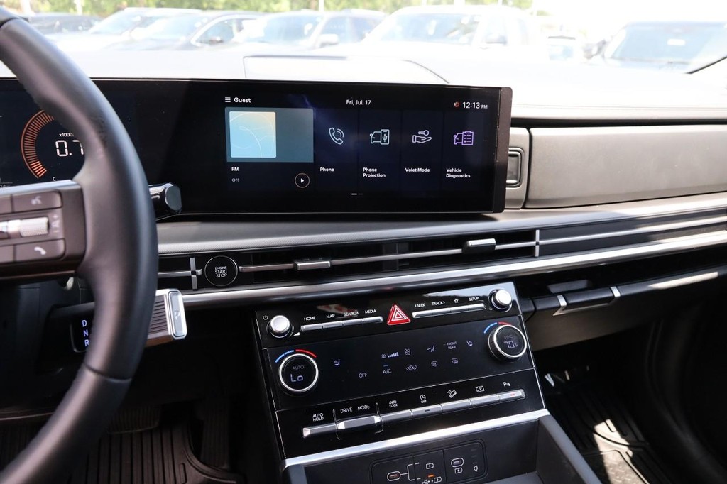 Hyundai Santa Fe Vehicle Image 17