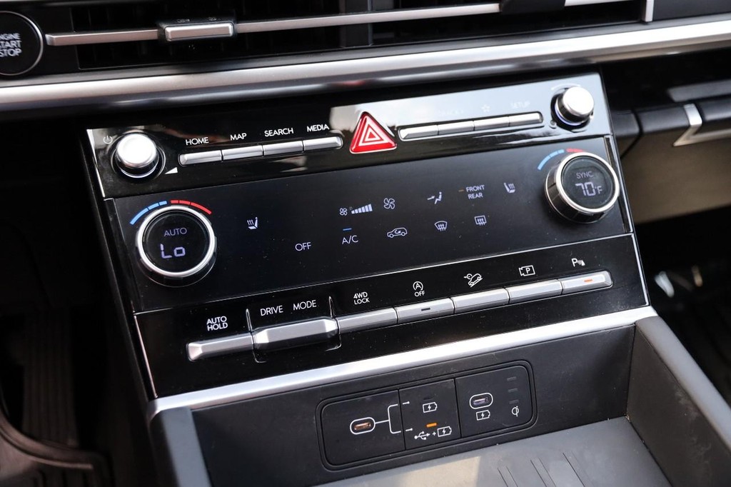 Hyundai Santa Fe Vehicle Image 20