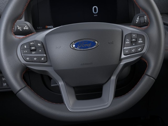 Ford Explorer Vehicle Image 12
