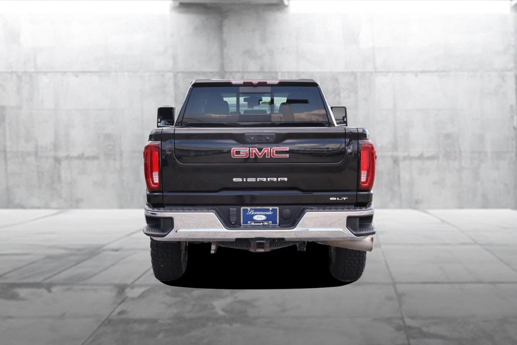 GMC Sierra 2500HD Vehicle Image 06