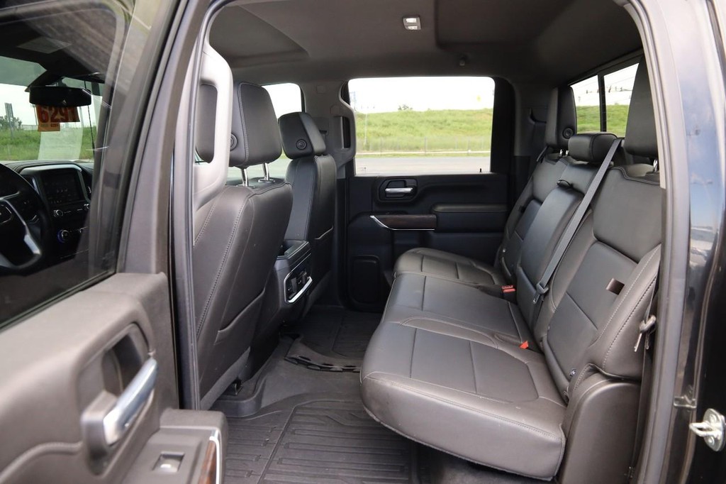 GMC Sierra 2500HD Vehicle Image 09