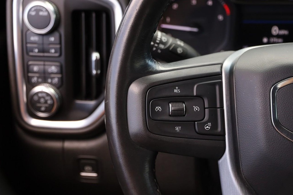 GMC Sierra 2500HD Vehicle Image 11