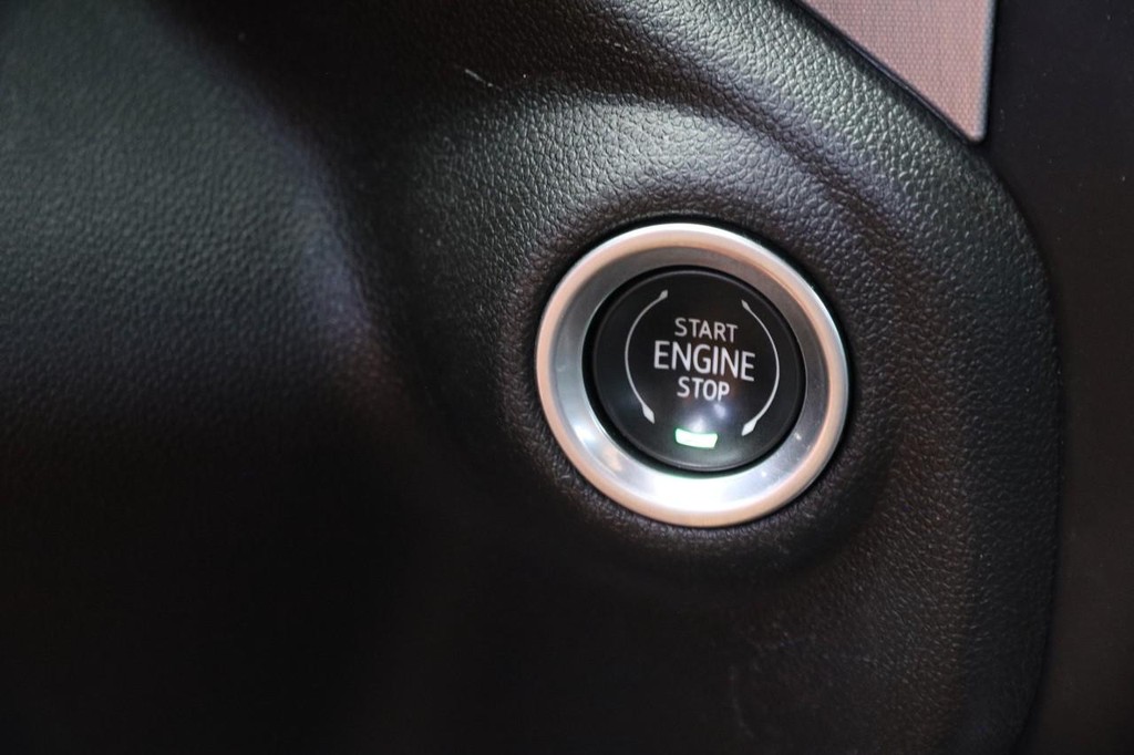 GMC Sierra 2500HD Vehicle Image 14