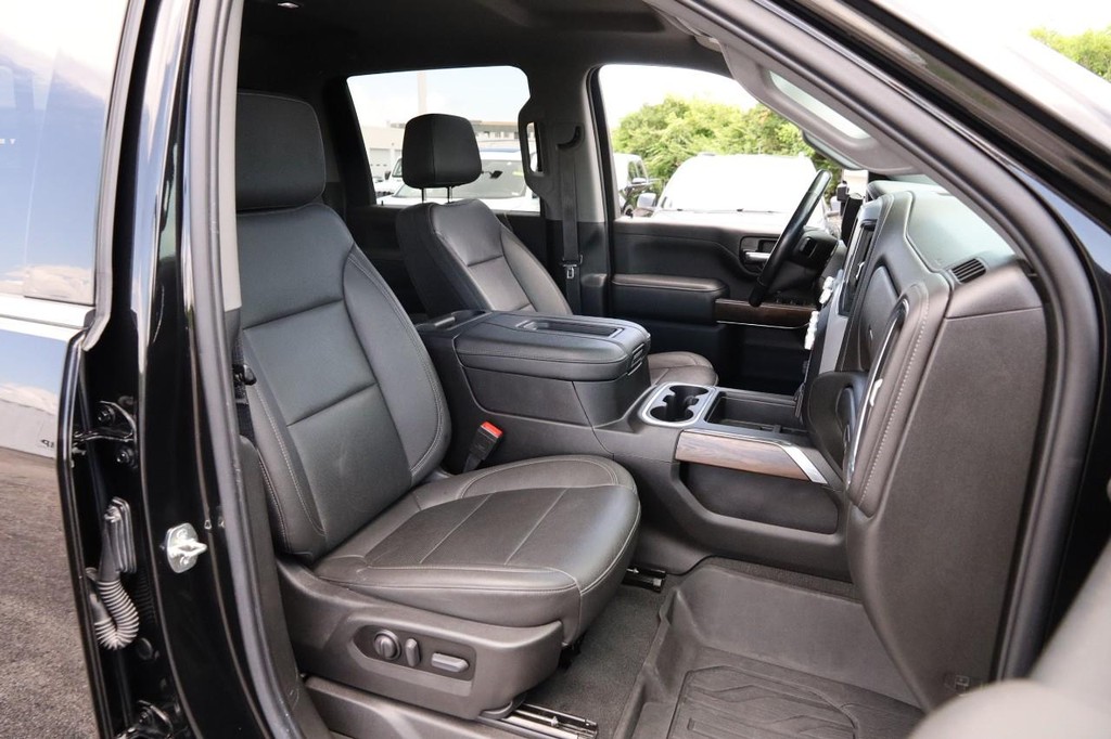 GMC Sierra 2500HD Vehicle Image 26