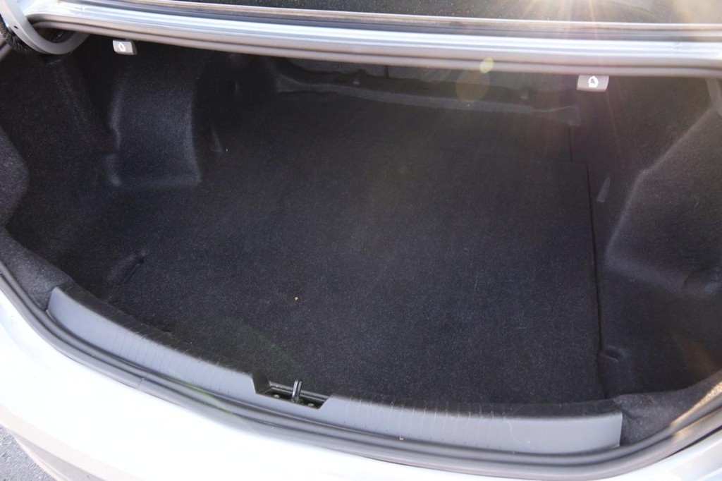 Chevrolet Malibu Vehicle Image 07
