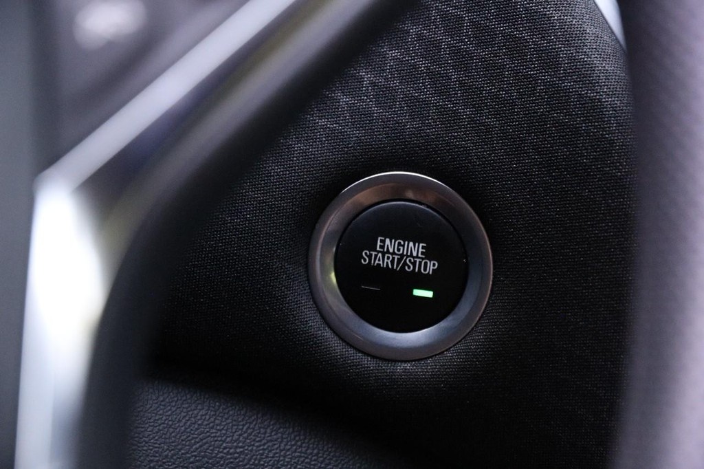 Chevrolet Malibu Vehicle Image 14