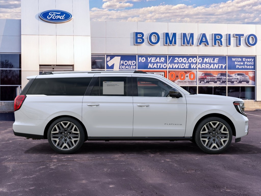 Ford Expedition Max Vehicle Full-screen Gallery Image 5