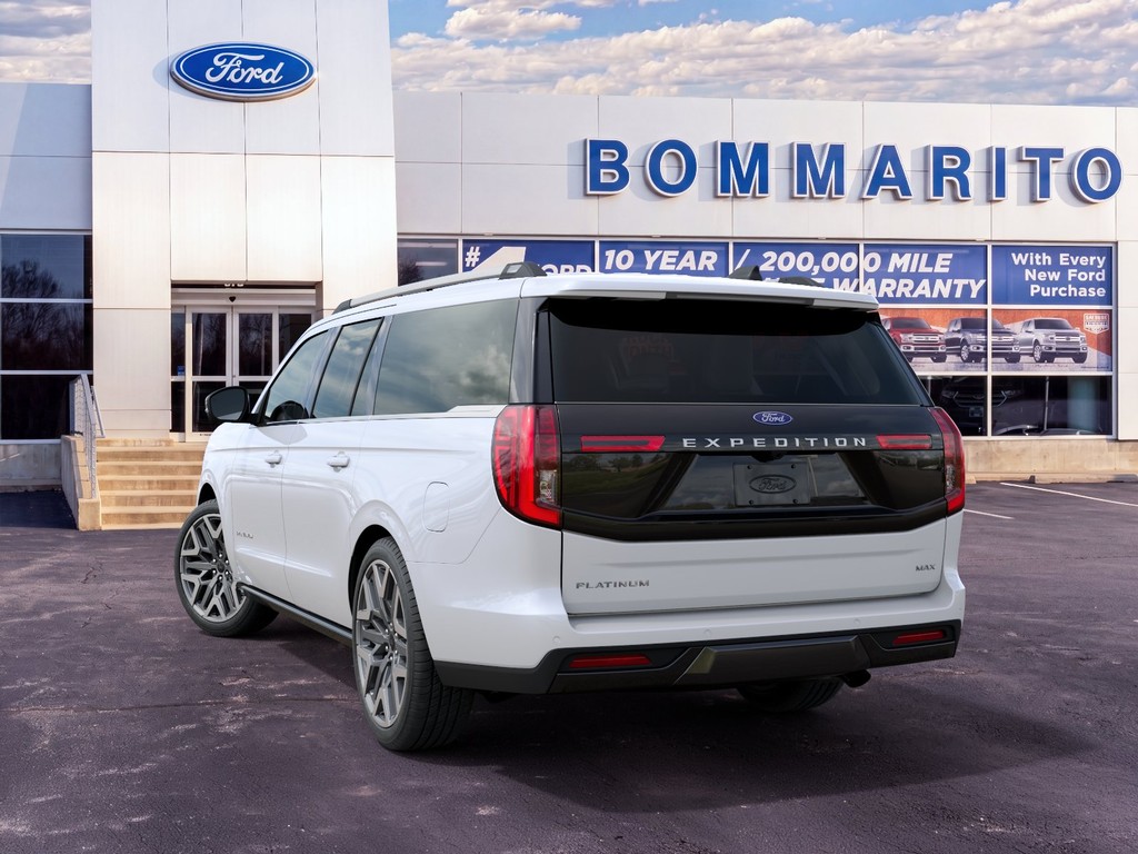 Ford Expedition Max Vehicle Full-screen Gallery Image 8