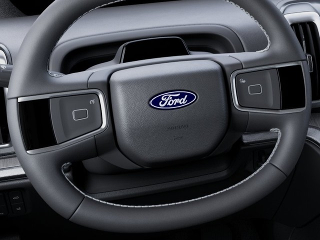 Ford Expedition Max Vehicle Full-screen Gallery Image 12