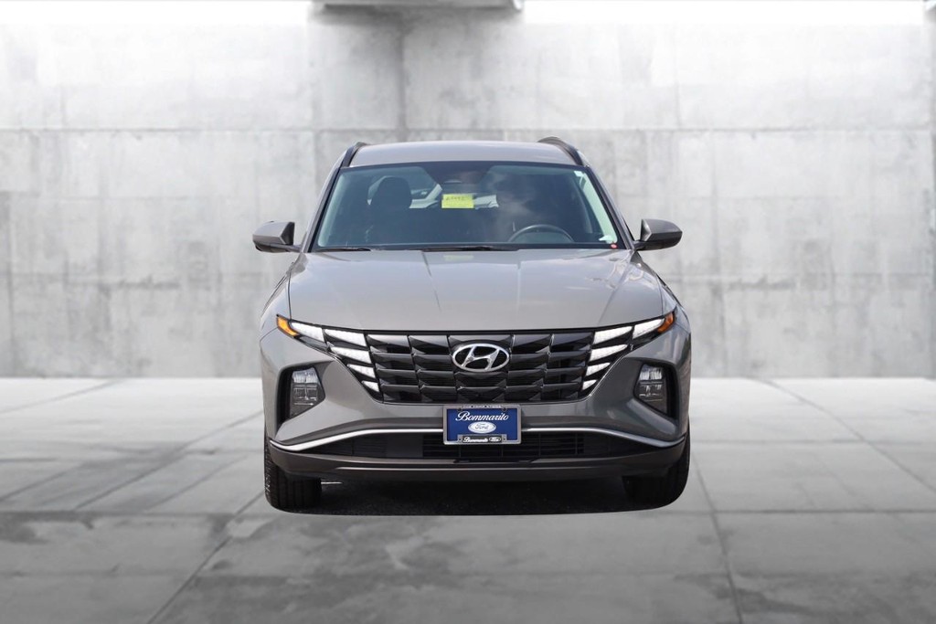 Hyundai Tucson Vehicle Image 04
