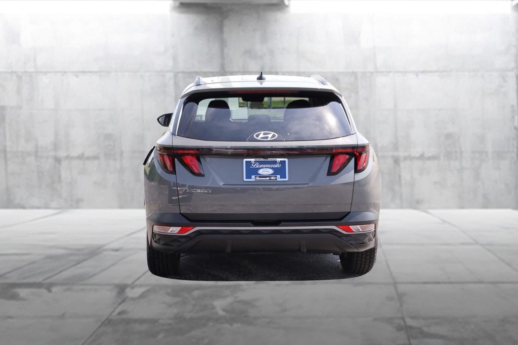 Hyundai Tucson Vehicle Image 06