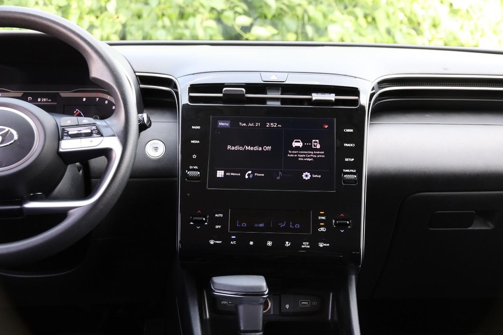 Hyundai Tucson Vehicle Image 26