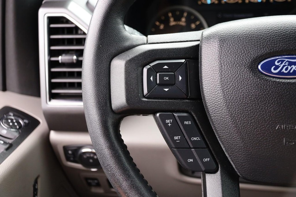 Ford F-150 Vehicle Image 11