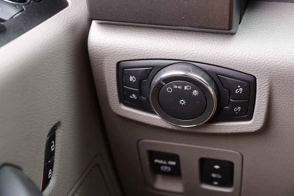 Ford F-150 Vehicle Image 19
