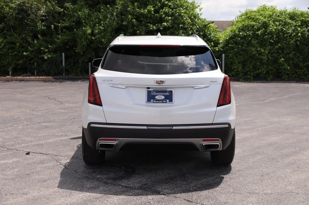 Cadillac XT5 Vehicle Image 06