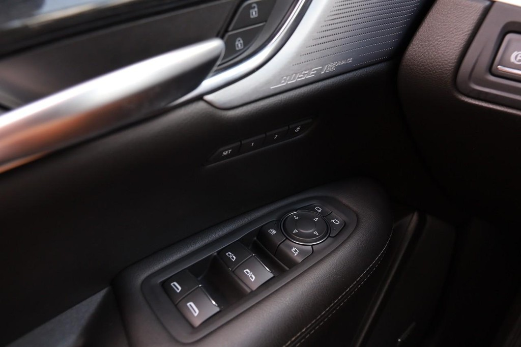 Cadillac XT5 Vehicle Image 23