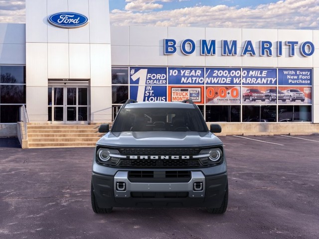 Ford Bronco Sport Vehicle Full-screen Gallery Image 6