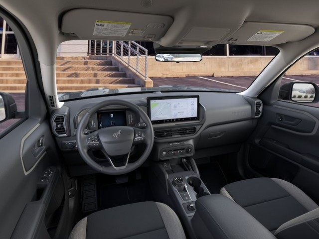 Ford Bronco Sport Vehicle Full-screen Gallery Image 9