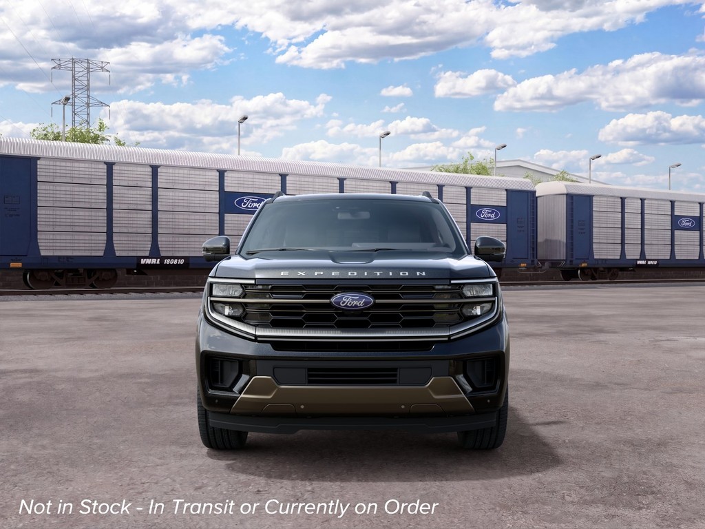 Ford Expedition Max Vehicle Full-screen Gallery Image 3