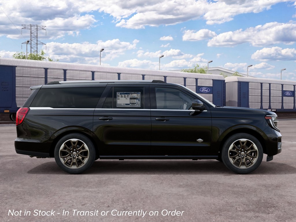 Ford Expedition Max Vehicle Full-screen Gallery Image 5