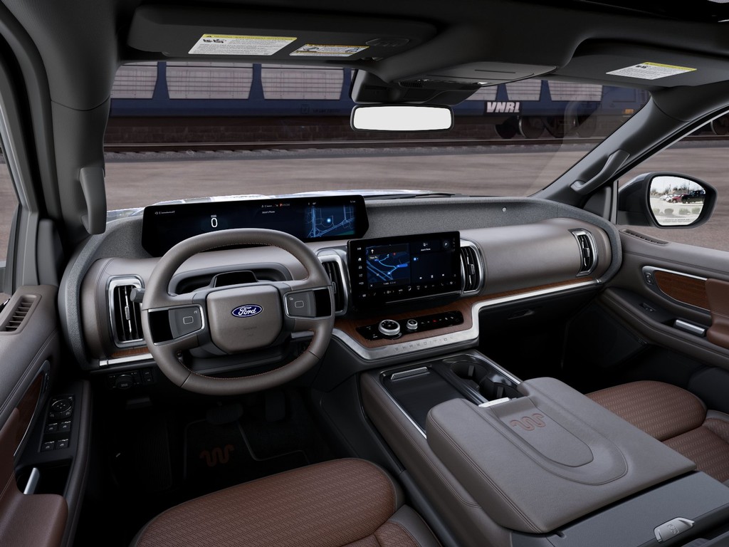 Ford Expedition Max Vehicle Full-screen Gallery Image 9
