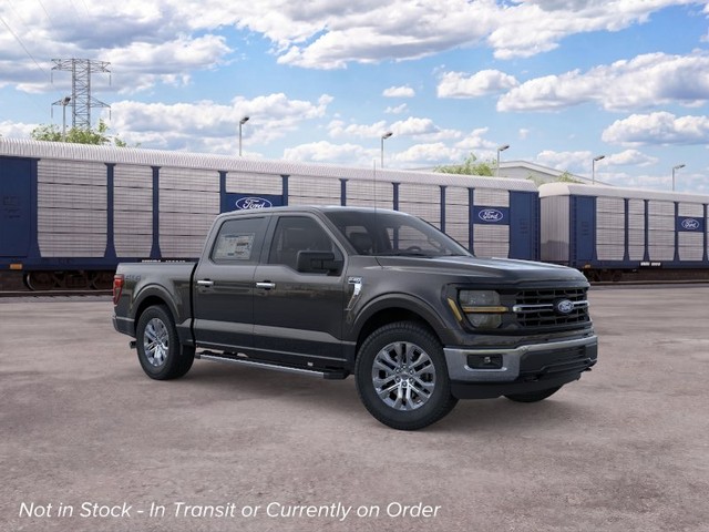 Ford F-150 Vehicle Full-screen Gallery Image 7
