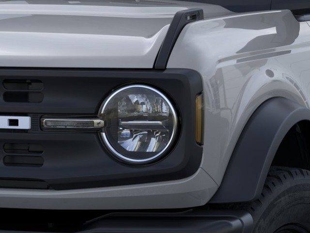 Ford Bronco Vehicle Full-screen Gallery Image 20