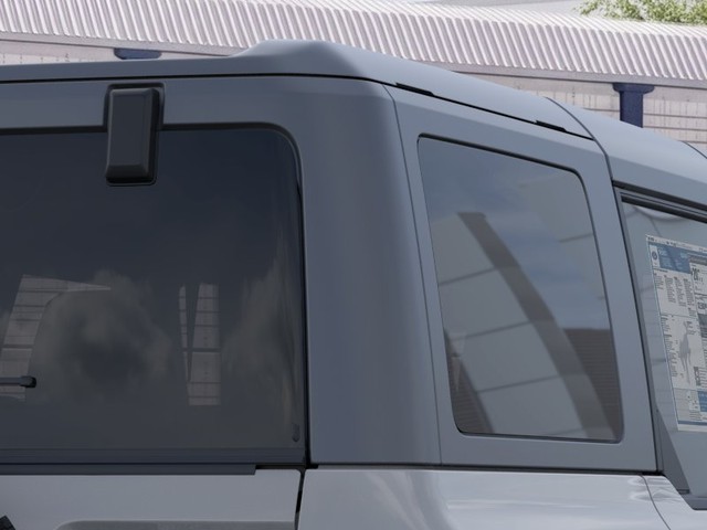 Ford Bronco Vehicle Full-screen Gallery Image 25